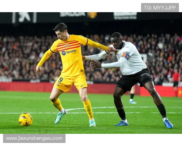 瓦伦西亚管理层决策引发争议,是否影响球队竞争格局 瓦伦西亚管理层决策引发争议,是否影响球队竞争格局