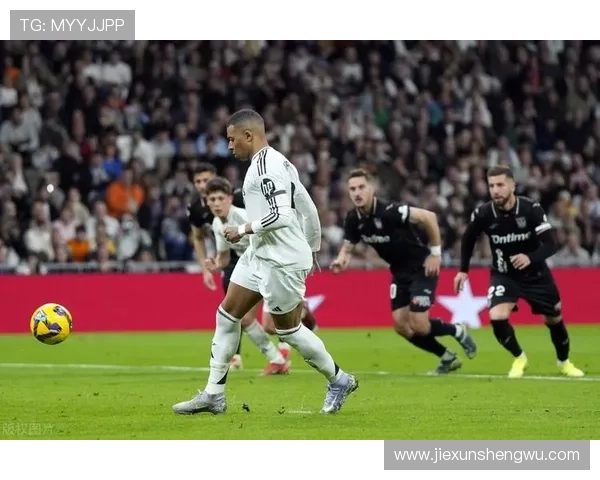 皇马的问题,不是变弱,而是无法压制对手